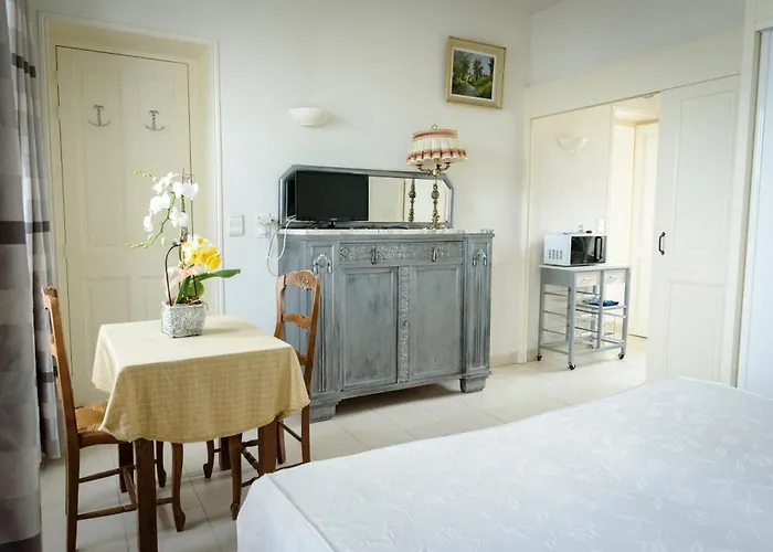 Apartment Maison & Les 4 Vents Luc-sur-Mer